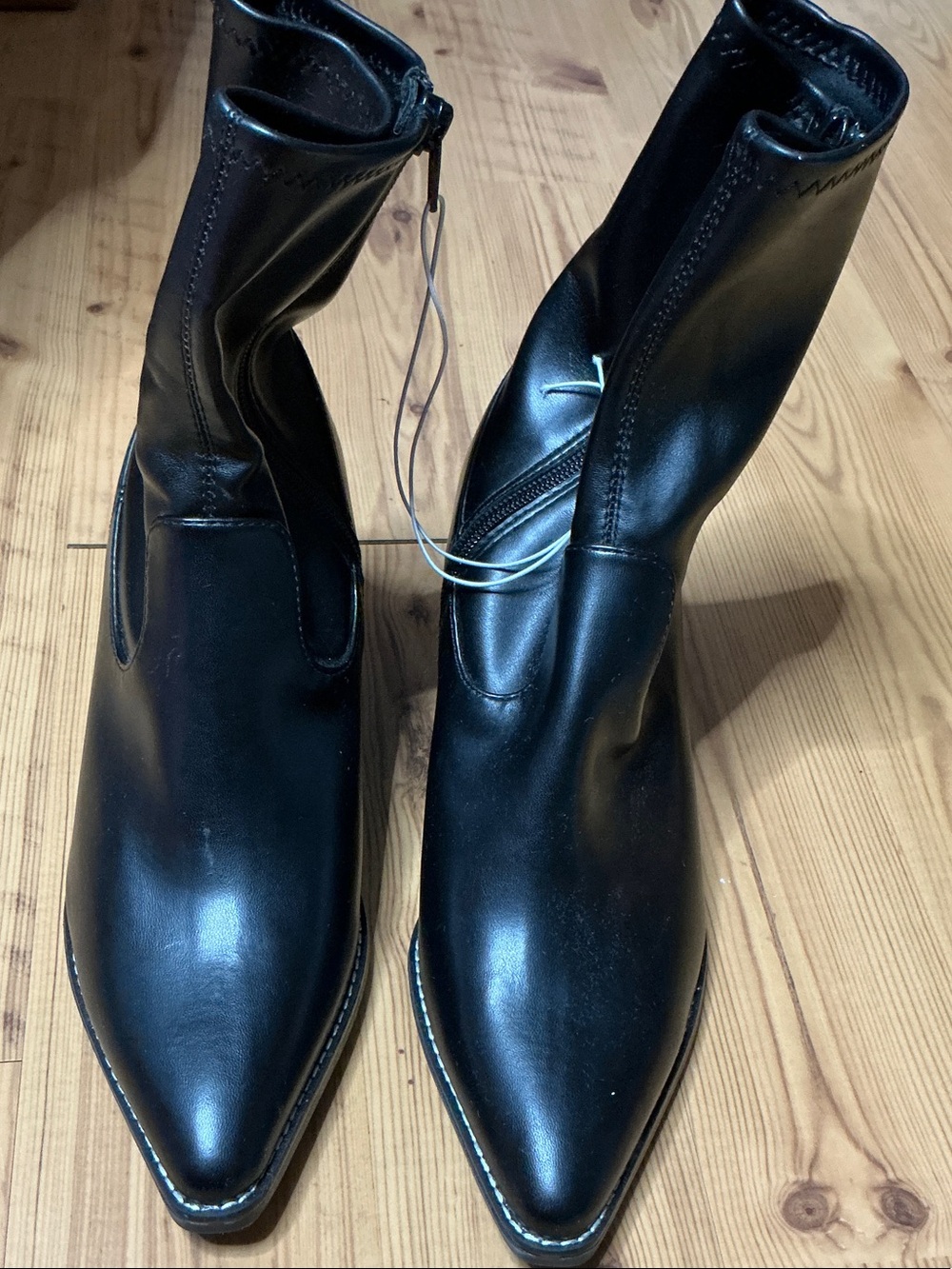 Universal Thread Black Pointed-Toe Mid-Calf Zip Boots